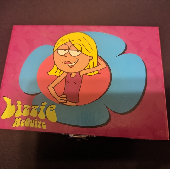 Jewelry box